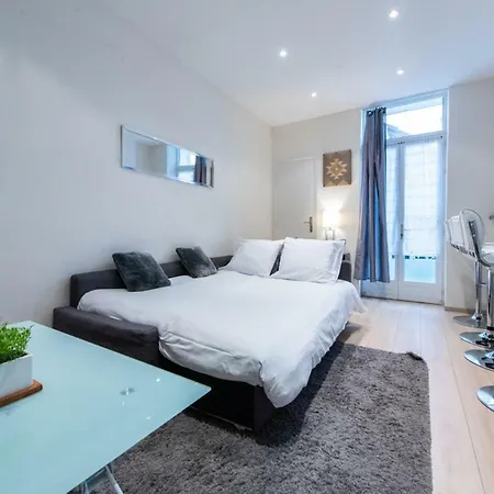 Apartman Stunning 1 Bed Apt W/decorated Int, Sleeps 6 Cannes