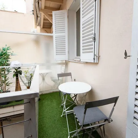 Stunning 1 Bed Apt W/decorated Int, Sleeps 6 Apartman